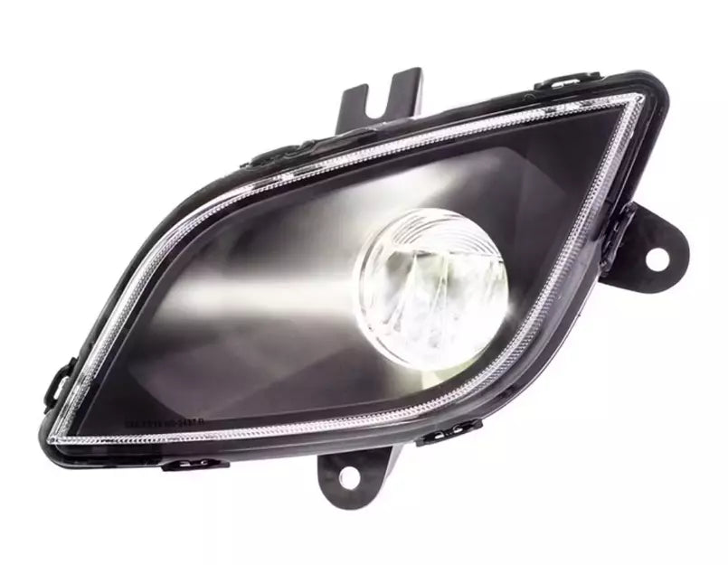 A66-03653-002 Genuine Freightliner Left Fog Lamp Assembly