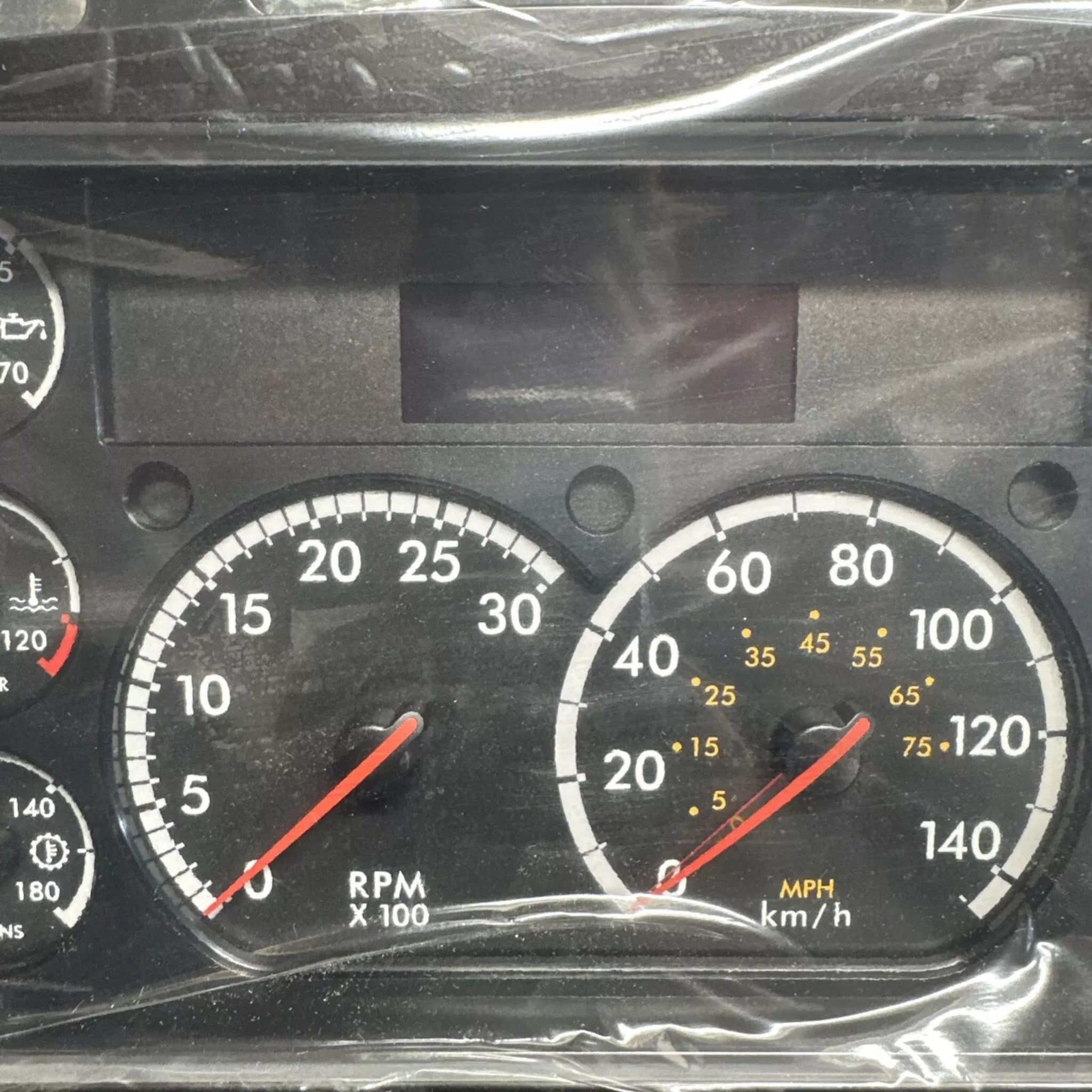 A22-76210-121 Genuine Freightliner Cluster Assembly