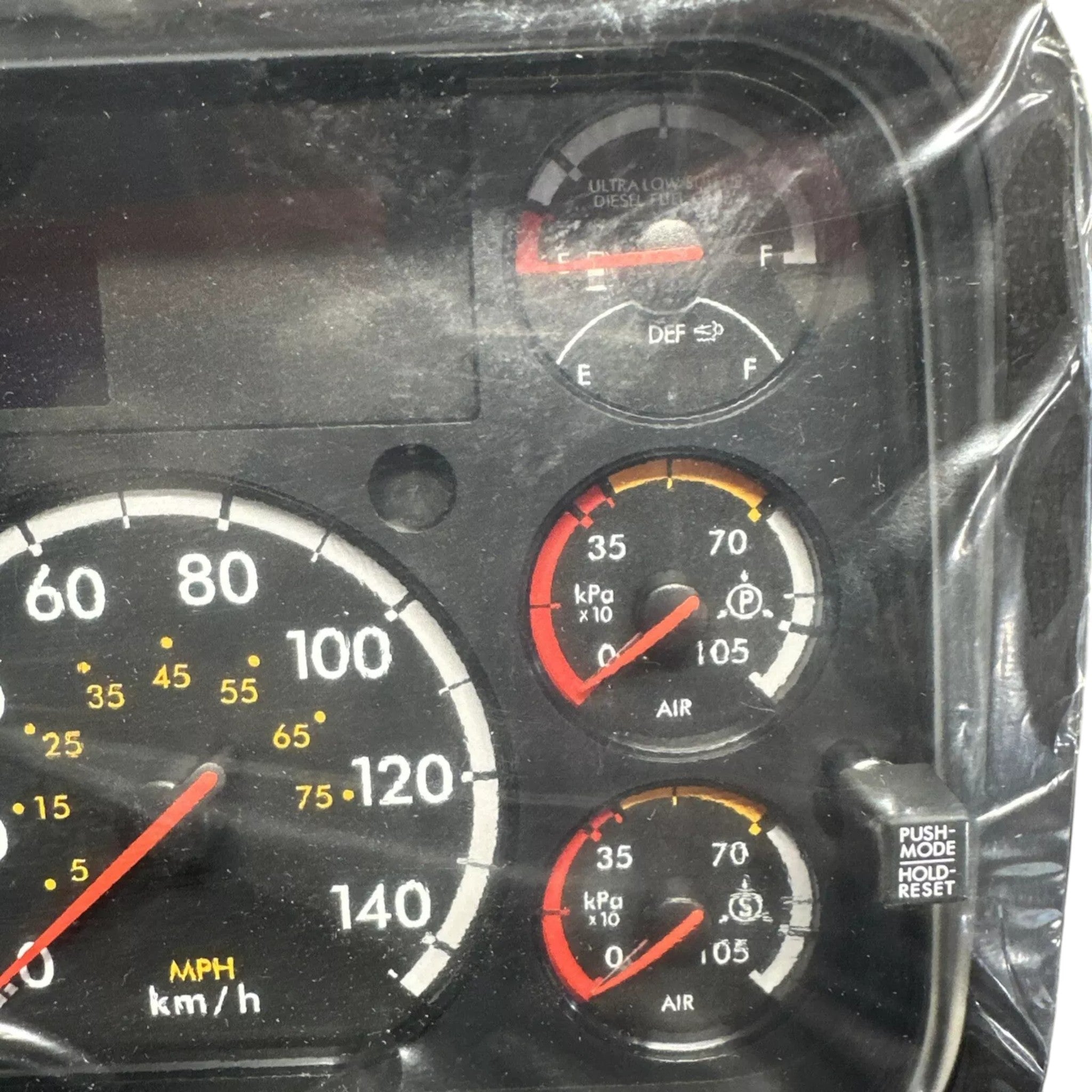 A22-76210-121 Genuine Freightliner Cluster Assembly