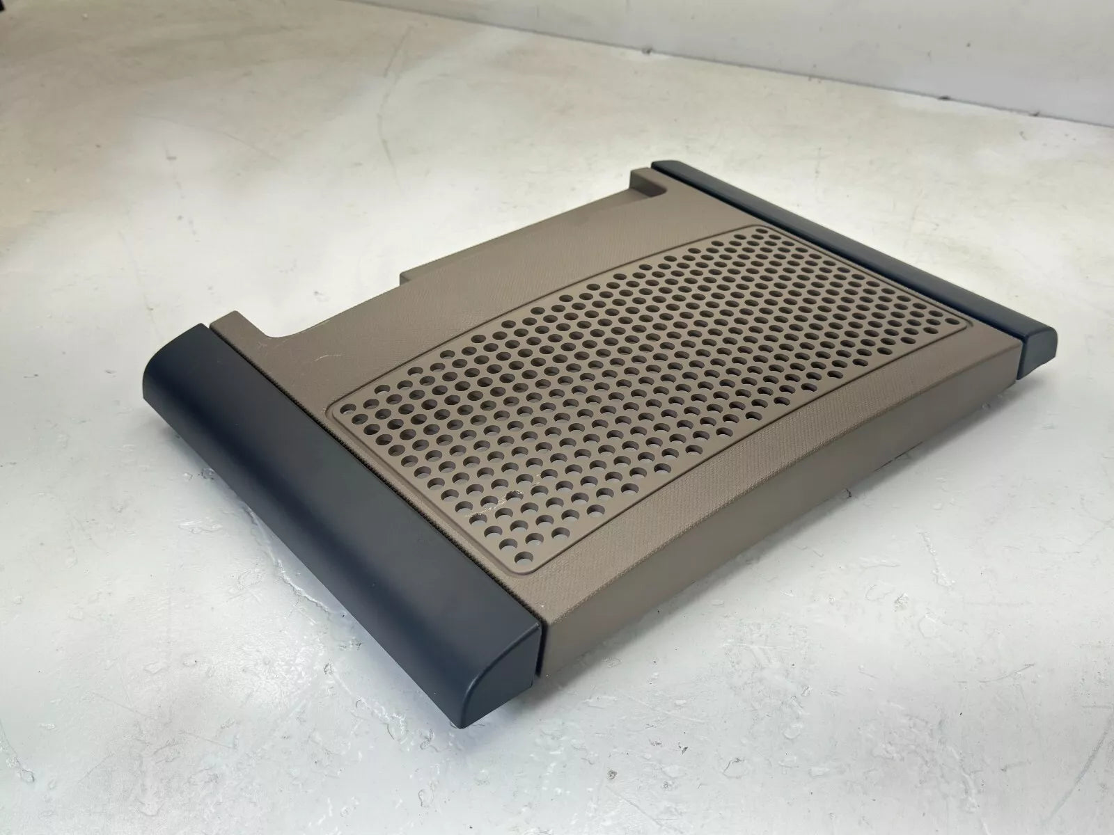 A18-59432-000 Genuine Freightliner HVAC Cover Assembly